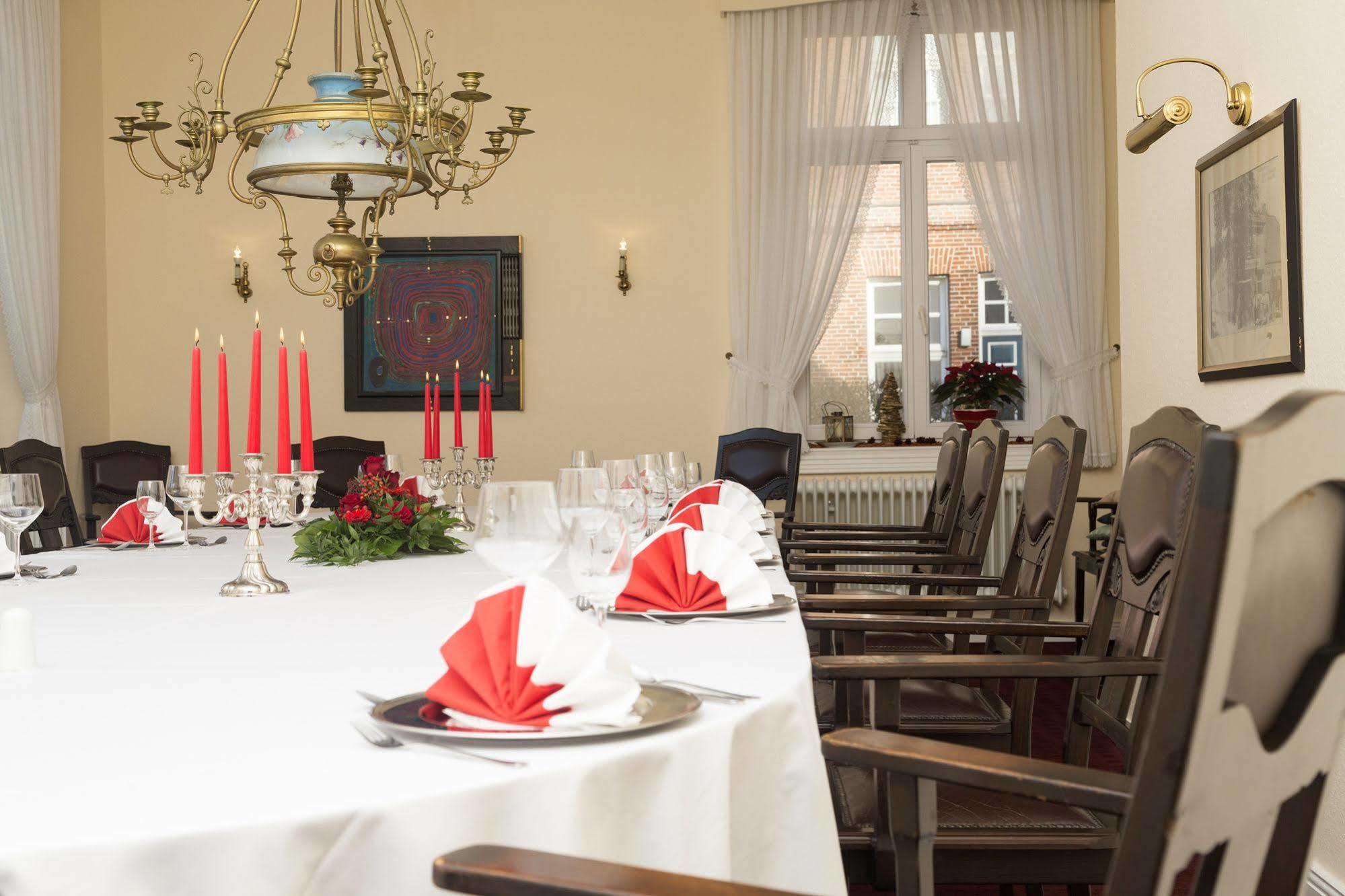 Ringhotel Residenz Wittmund Εξωτερικό φωτογραφία